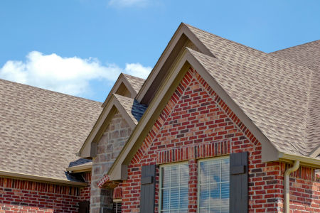 3 benefits professional roof cleaning has to offer your home