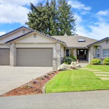 3 Reasons To Trust The Pros For Your Driveway Washing Needs Thumbnail
